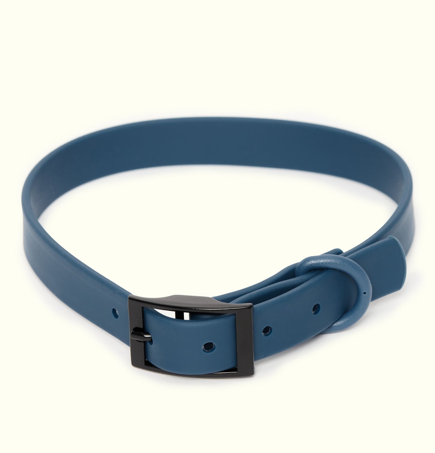 Skin-Friendly Waterproof Pet Leash – Antifouling Design