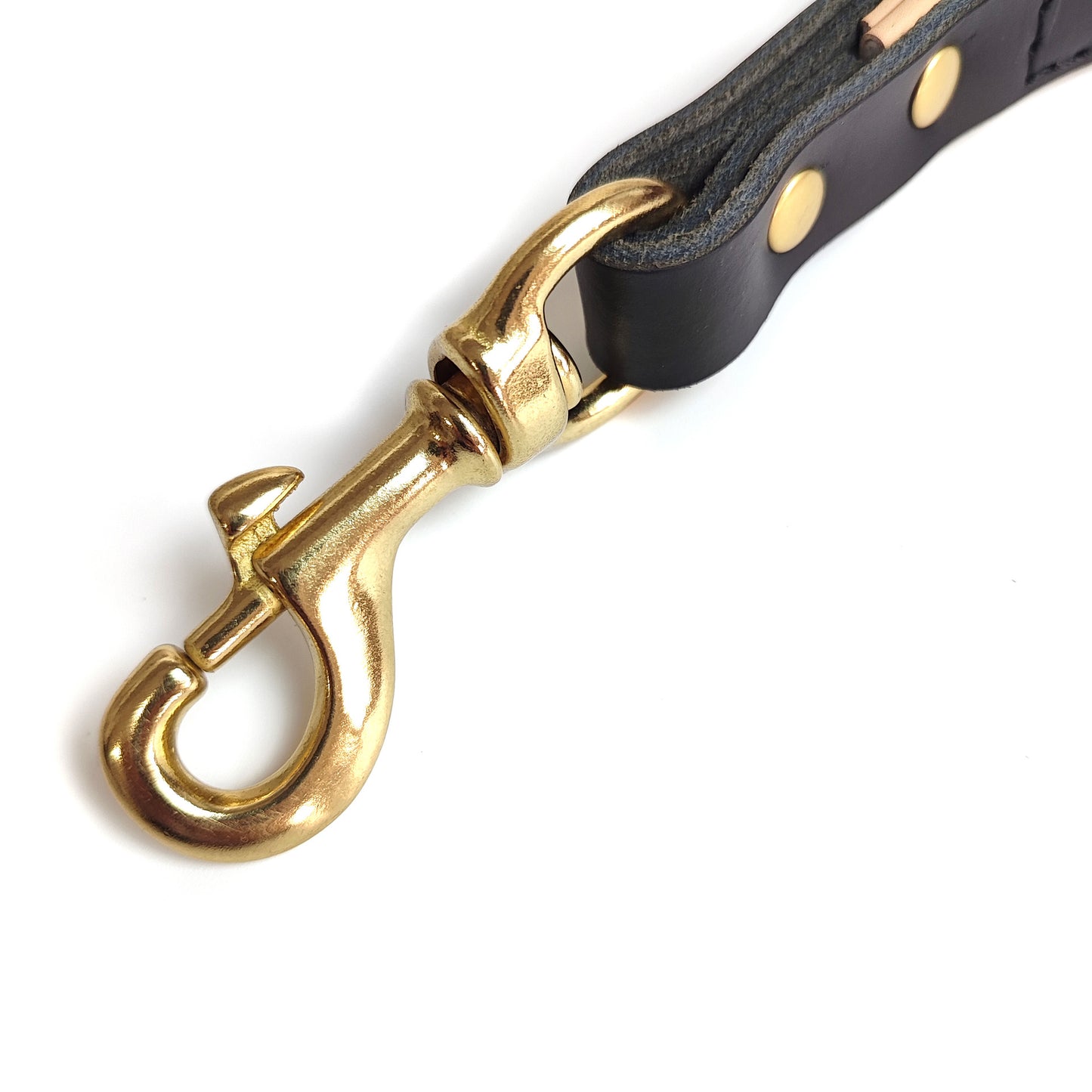 Real Cowhide Dog Leash – Hand-Held Leather Lead
